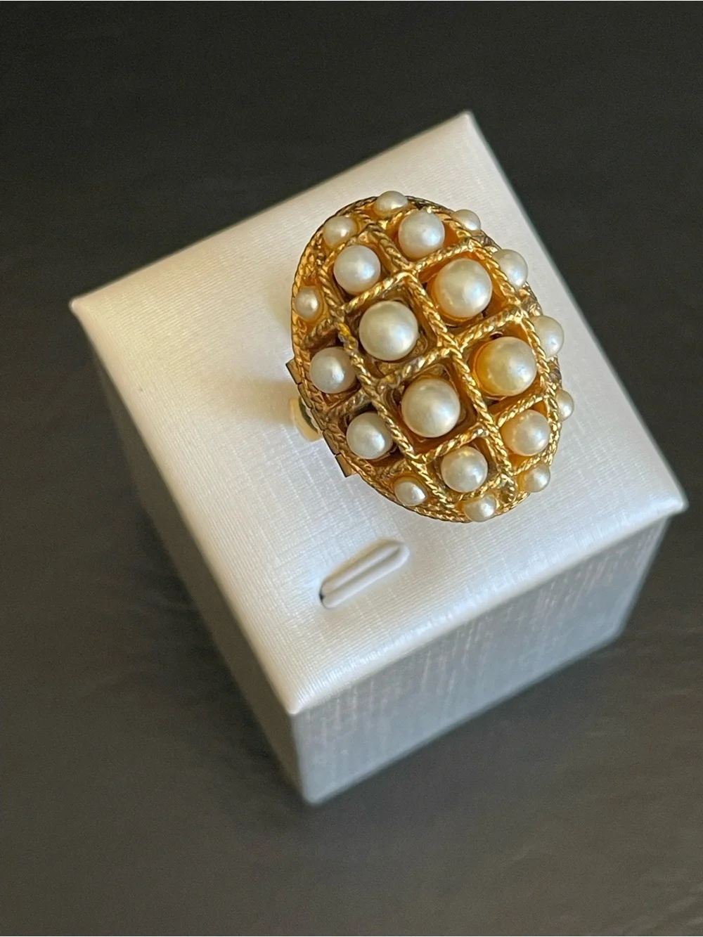 Vintage Avon faux pearl solid perfume ring.